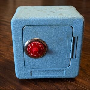 Vintage‎ metal combination lock cash box/coin bank.